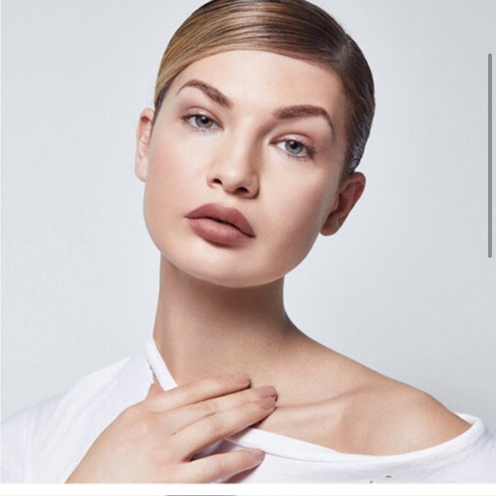 CONTEXT SKIN Matte Lipstick in 116 Tears are Falling (Dark Mauve) - Picture 11 of 13